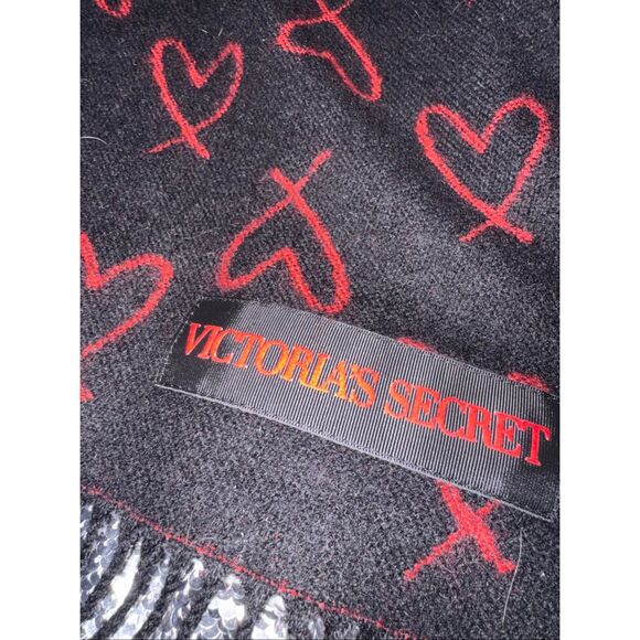 PINK VS Pink Angel red/black heart Winter Scarf Victoria Secret - Picture 4 of 4